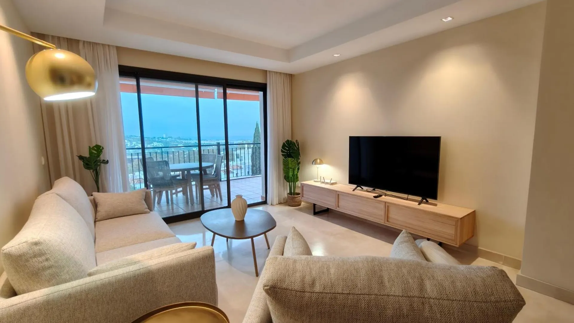 Vistas Espectaculares En La Quinta Suites Cerca De Puerto Banus Benahavis Apartment