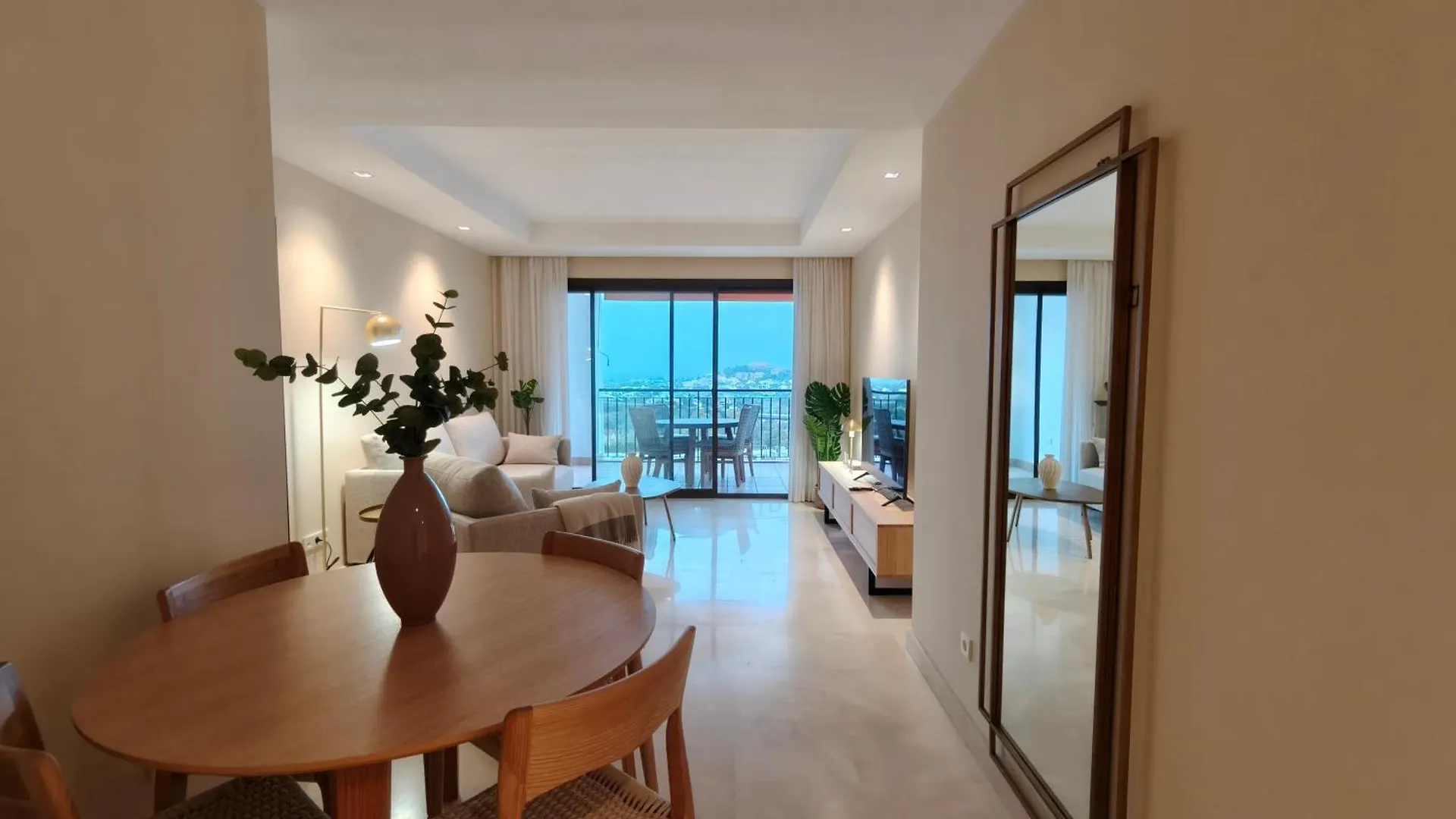 Vistas Espectaculares En La Quinta Suites Cerca De Puerto Banus Benahavis Apartment