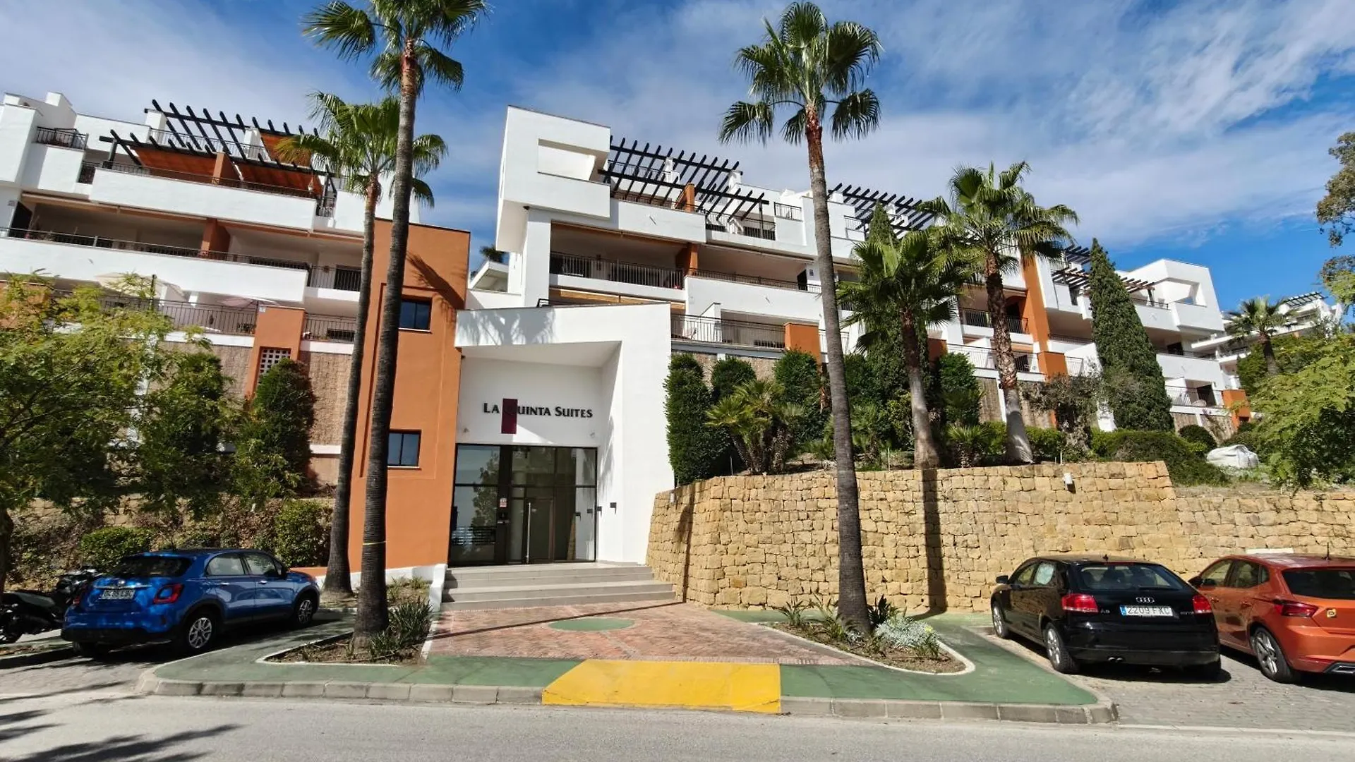 Apartment Vistas Espectaculares En La Quinta Suites Cerca De Puerto Banus Benahavis Spain