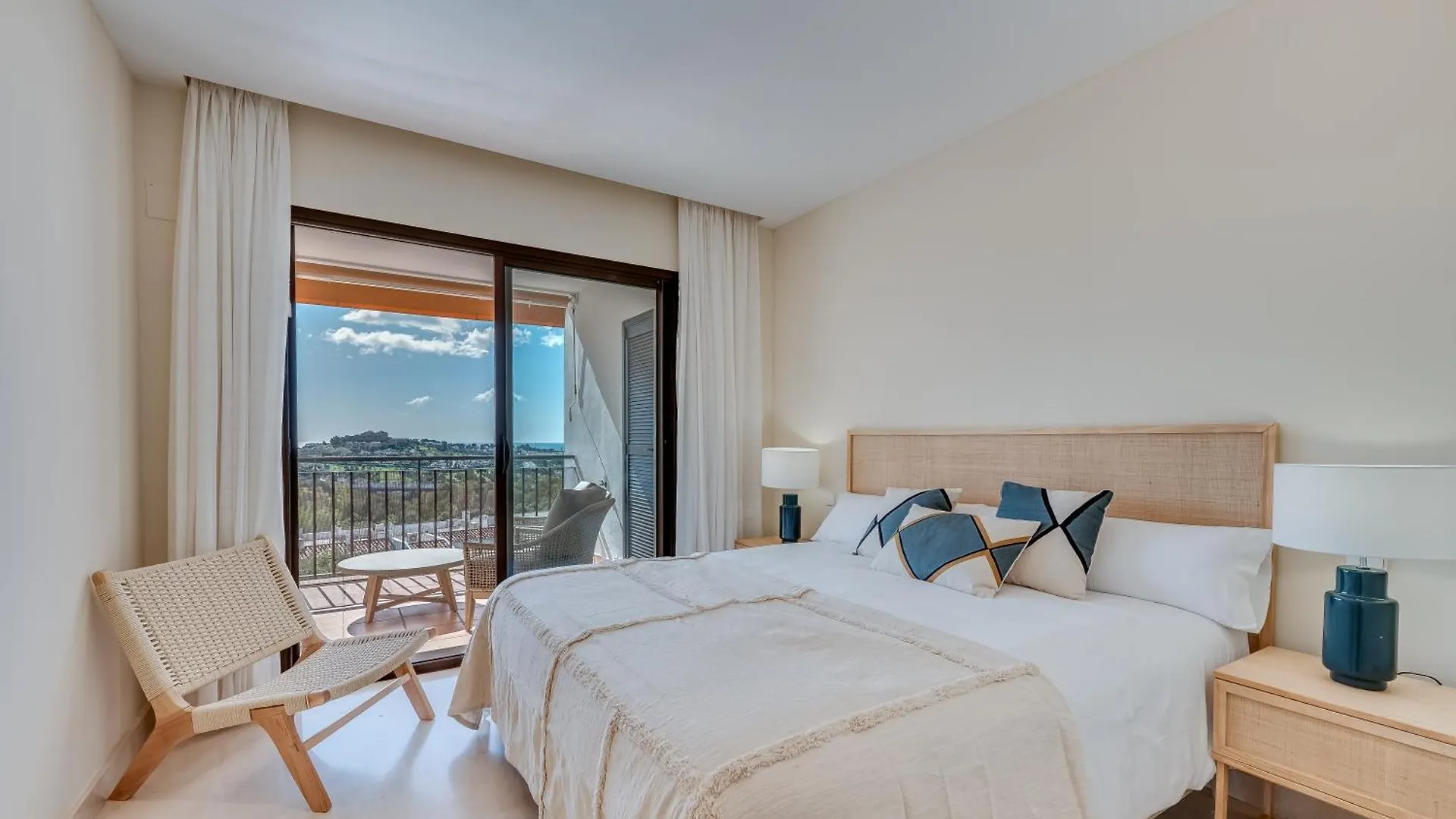 Vistas Espectaculares En La Quinta Suites Cerca De Puerto Banus Benahavis 0*,