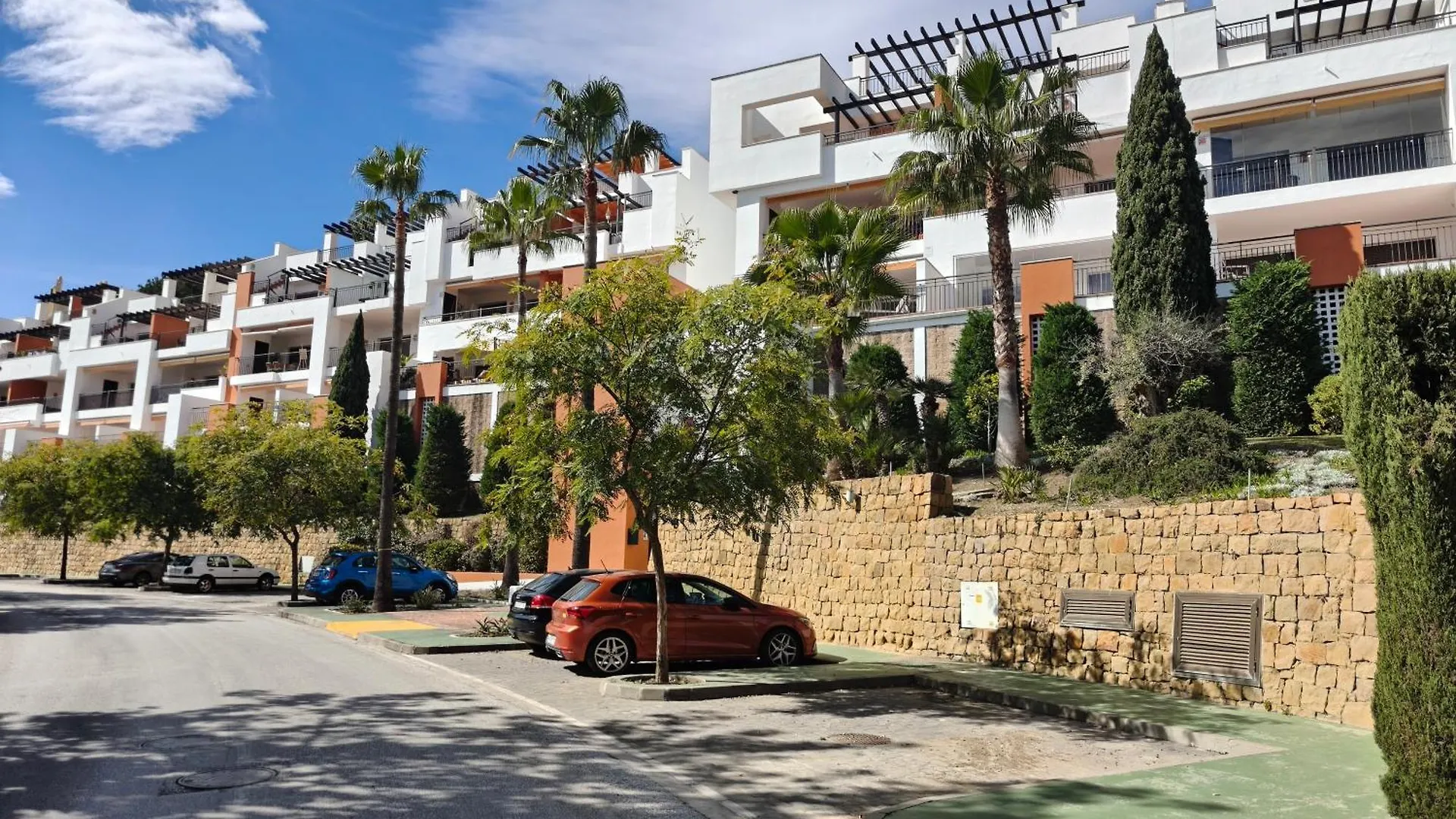 Vistas Espectaculares En La Quinta Suites Cerca De Puerto Banus Benahavís Apartment