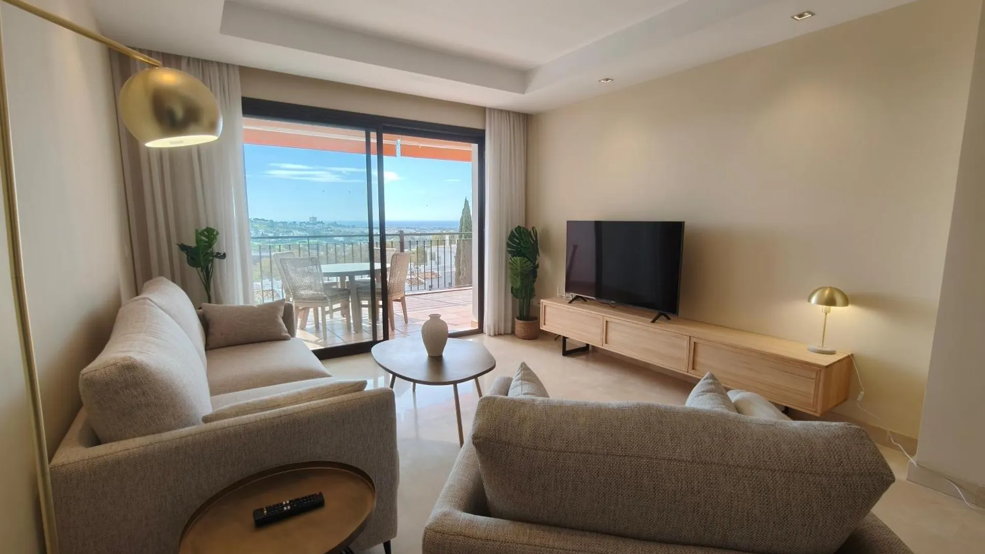Vistas Espectaculares En La Quinta Suites Cerca De Puerto Banus Benahavís Apartment